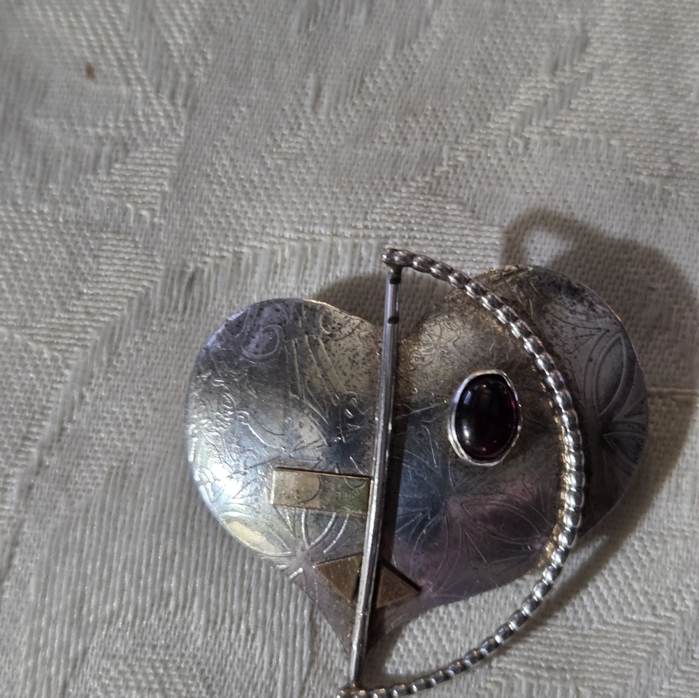 Vintage Lynda Thorp Abstract Heart Brooch, SS, 14k, Garnet - Picture 2 of 11